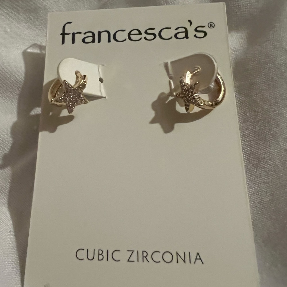 Francesca’s star mini hoop earrings